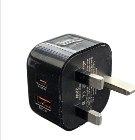 Dual USB Charger with Built in Camera Wi-Fi